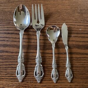 Vintage Oneida Raphael Distinction Deluxe Stainless Steel‎ Serving Set Of 4